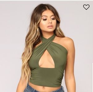 2x crisscross halter